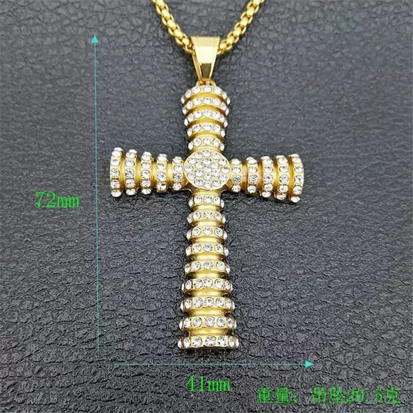 Vintage Stainless Steel Cross Pendant Necklace - Picture 6 of 6